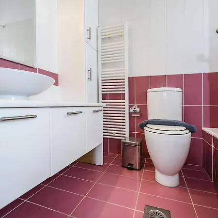 Sleeps 6 Pool Air Con Wifi ヴィラ Menegata