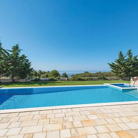 Sleeps 6 Pool Air Con Wifi Villa Menegata